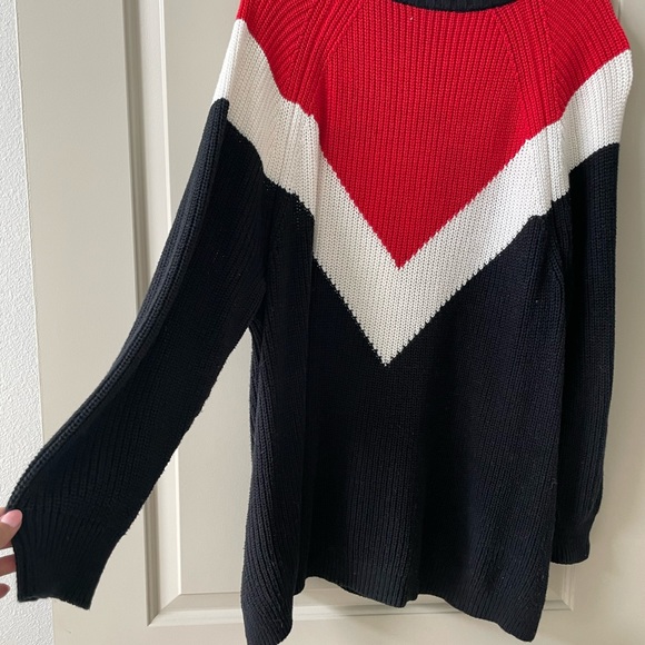 Express Sweater M - Picture 2 of 4